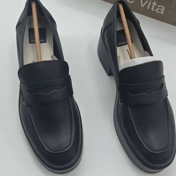 Classic Black Leather Loafers NEW - Picture 3 of 16